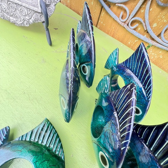 Set 6 WOODEN TROPICAL FISH NAPKIN RINGS Holders 4-6" Hand Painted Nautical Decor - Picture 4 of 5